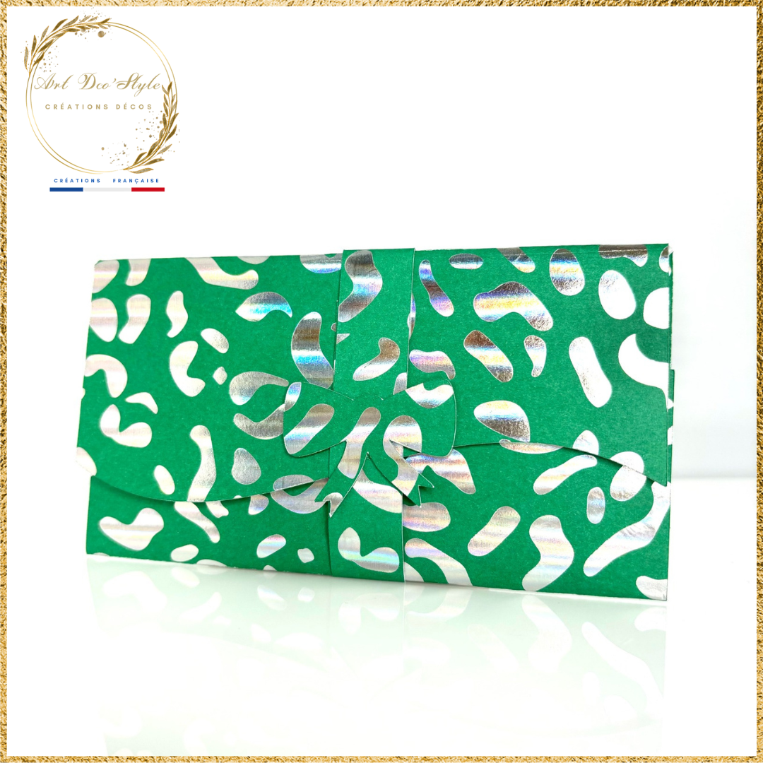 “Pochette à urne”, “Urne de mariage”, “Urne d’anniversaire”,