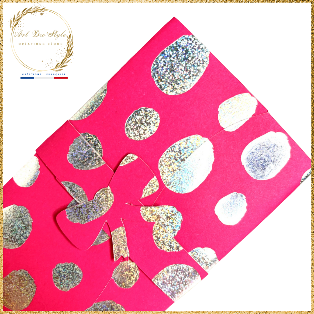 “Pochette à urne”, “Urne de mariage”, “Urne d’anniversaire”, “Urne de cérémonie”, “Urne décorative”, “Urne personnalisée”, “Urne fait main”, “Urne de fête”, “Urne de réception”, “Urne de collecte de dons”