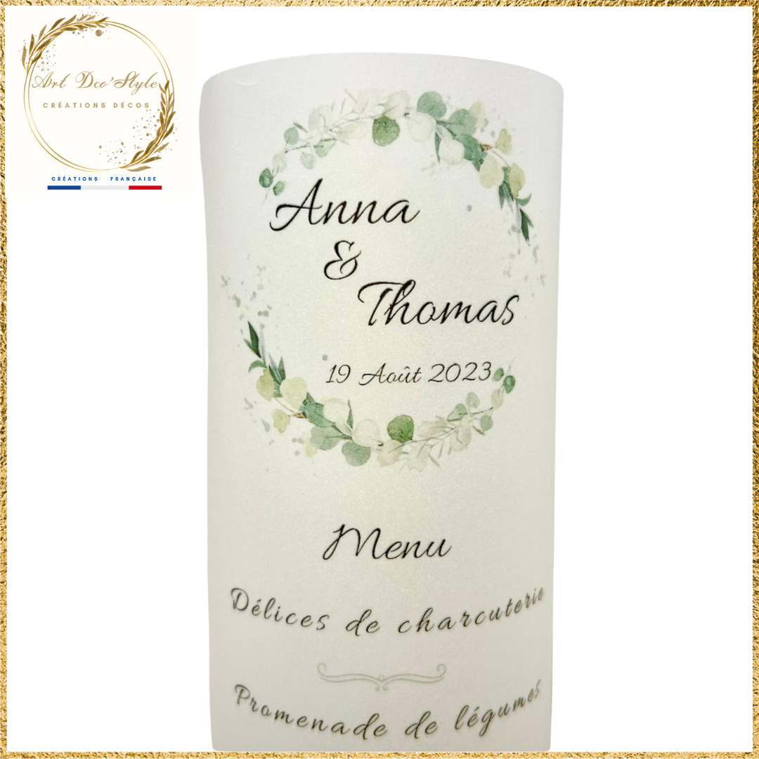 Découvrez nos menus photophores qui sublimeront vos tables, une originalité qui surprendra vos convives et qui apporteront une ambiance lumineuse à vos tables