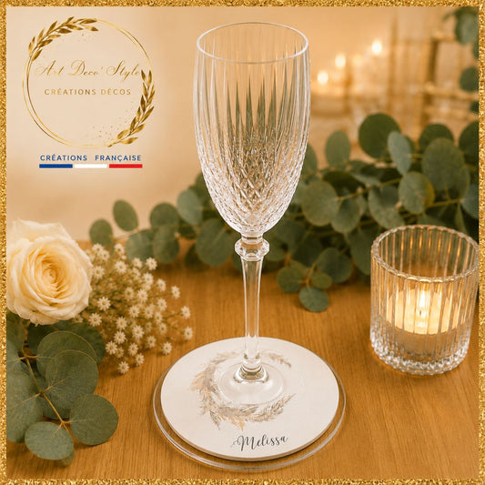 la décoration des verres apportent une touche originale et fonctionnelle.Elle s'associera à votre thème et servira de repère marque place pour vos convives.