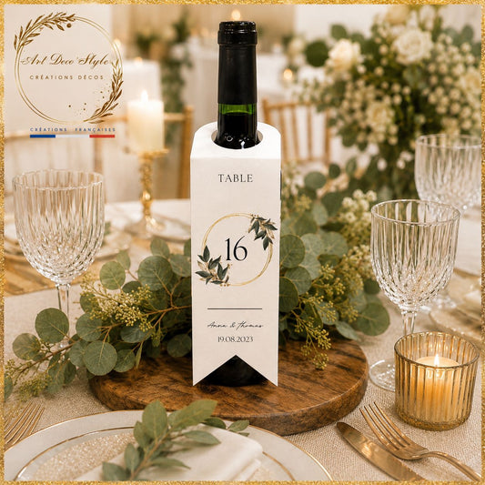 La décoration de la bouteille de vin est assortie à votre thème .Les étiquettes des bouteilles de vin sont personnalisables