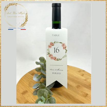 La décoration de la bouteille de vin est assortie à votre thème.<br>Étiquette pour bouteille de vin sur mesure.