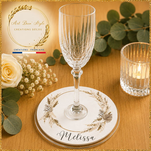 la décoration des verres apportent une touche originale et fonctionnelle.Elle s'associera à votre thème et servira de repère marque place pour vos convives.