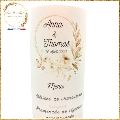 Découvrez nos menus photophores qui sublimeront vos tables, une originalité qui surprendra vos convives et qui apporteront une ambiance lumineuse à vos tables