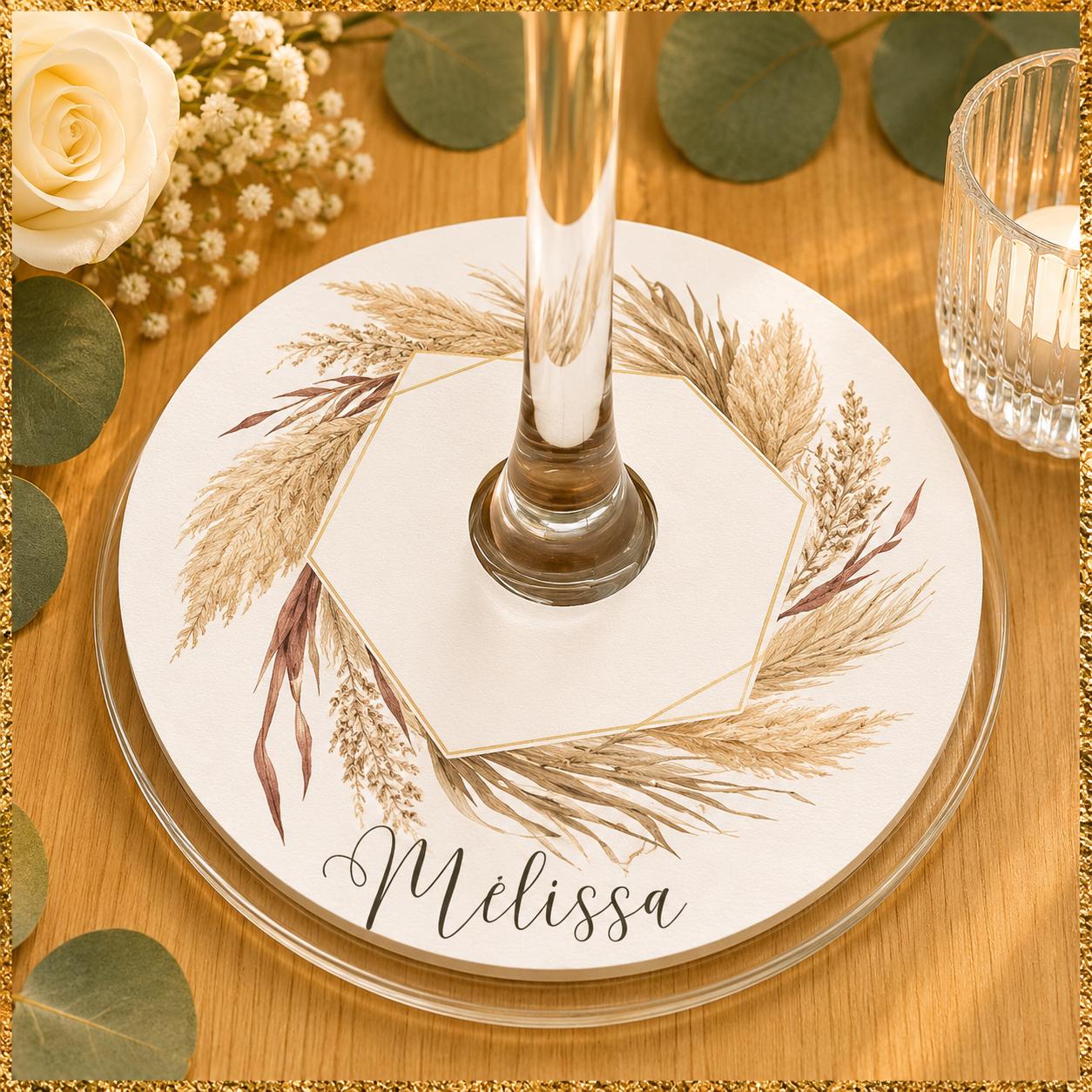 a décoration des verres apportent une touche originale et fonctionnelle.Elle s'associera à votre thème et servira de repère marque place pour vos convives.