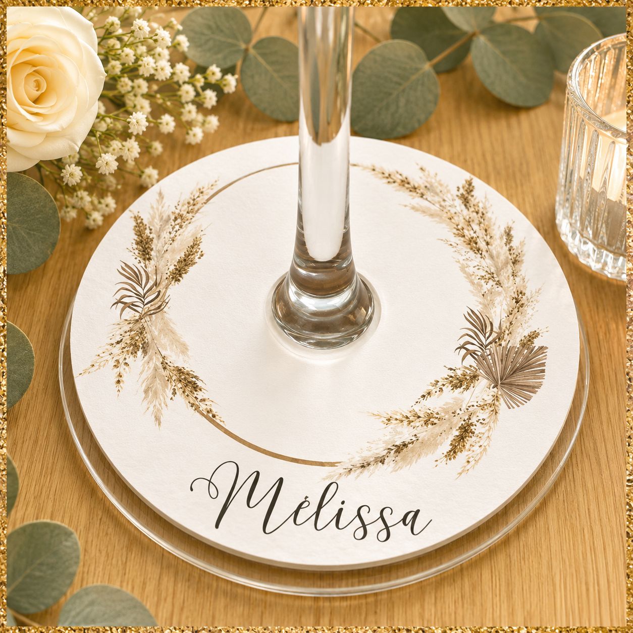 la décoration des verres apportent une touche originale et fonctionnelle.Elle s'associera à votre thème et servira de repère marque place pour vos convives.